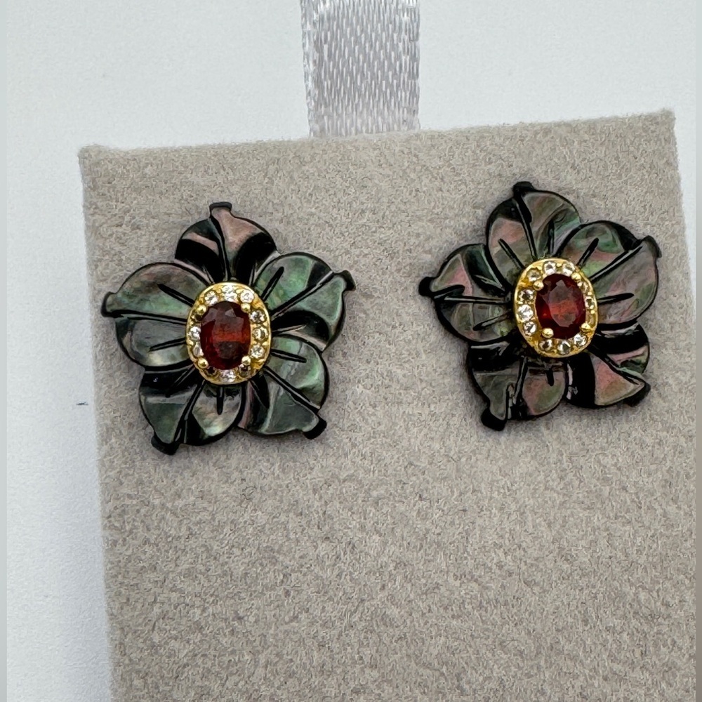 Elegant Floral Black Mother of Pearl Earrings with Ruby Gemstone Center